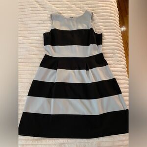 Thick striped dress, Worn once. I am selling it, as it no longer fits me.